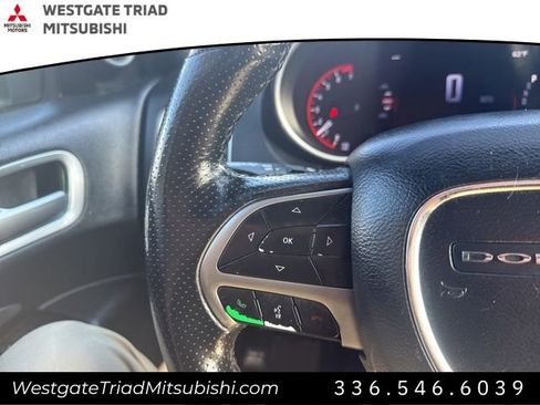 Used 2019 Dodge Durango SXT image 15