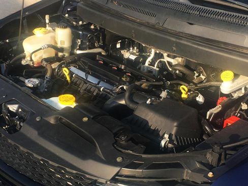 Used 2018 Dodge Journey Crossroad image 27