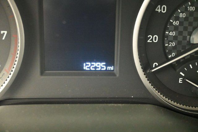 Used 2019 Hyundai Elantra SE FWD image 18