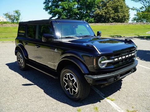 Used 2022 Ford Bronco Outer Banks image 12