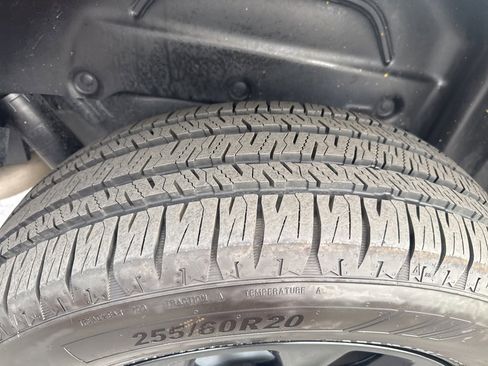 Certified 2025 Jeep Wrangler Unlimited Sahara image 11