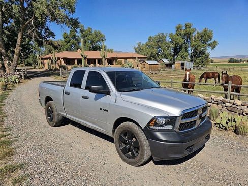 Used 2010 Dodge Ram 1500 Truck ST w/ ST Popular Equipment Group RWD image 2