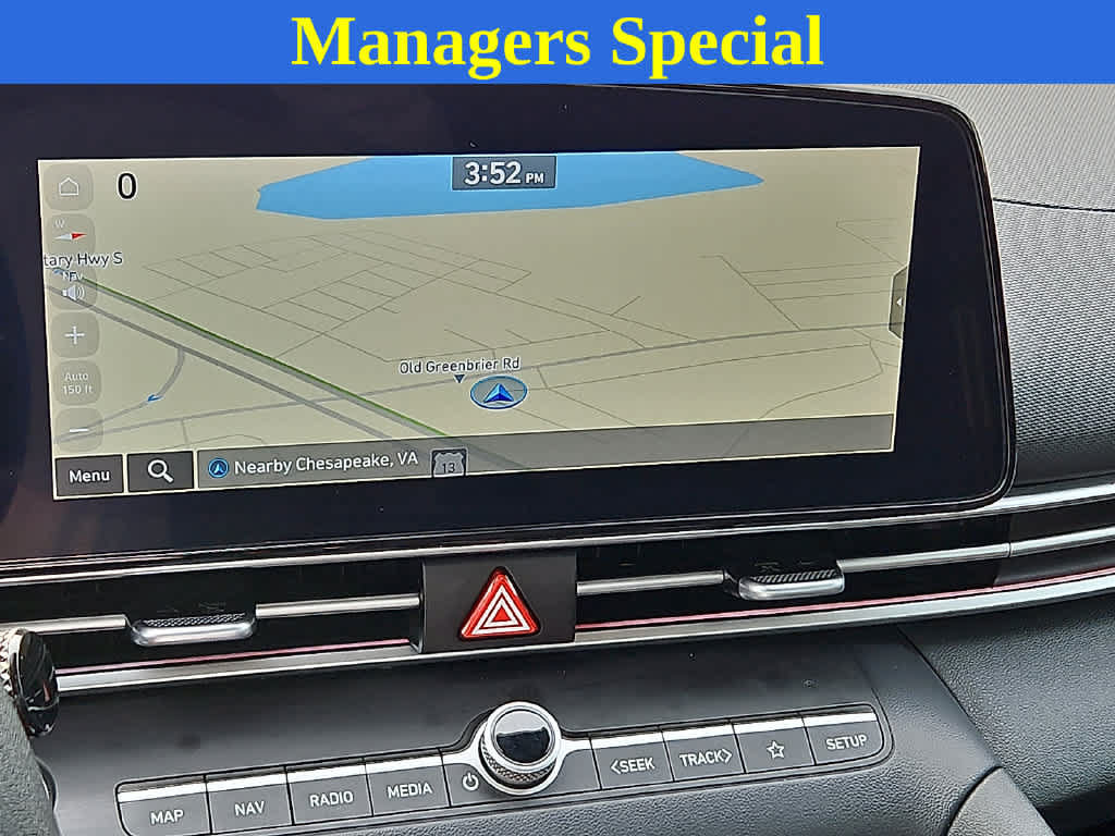 Used 2024 Hyundai Elantra SEL FWD image 15
