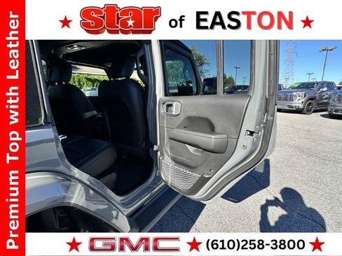 Used 2023 Jeep Wrangler Unlimited Sahara w/ Cold Weather Group image 13