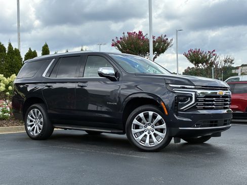 Used 2025 Chevrolet Tahoe Premier w/ Sun And Tow Package AWD/4WD image 2