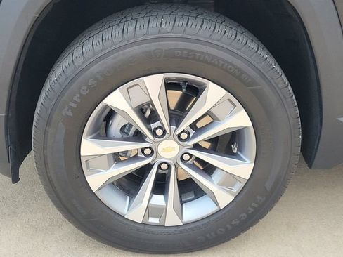 Certified 2025 Chevrolet Equinox LT w/ Safety and Technology Package FWD image 10