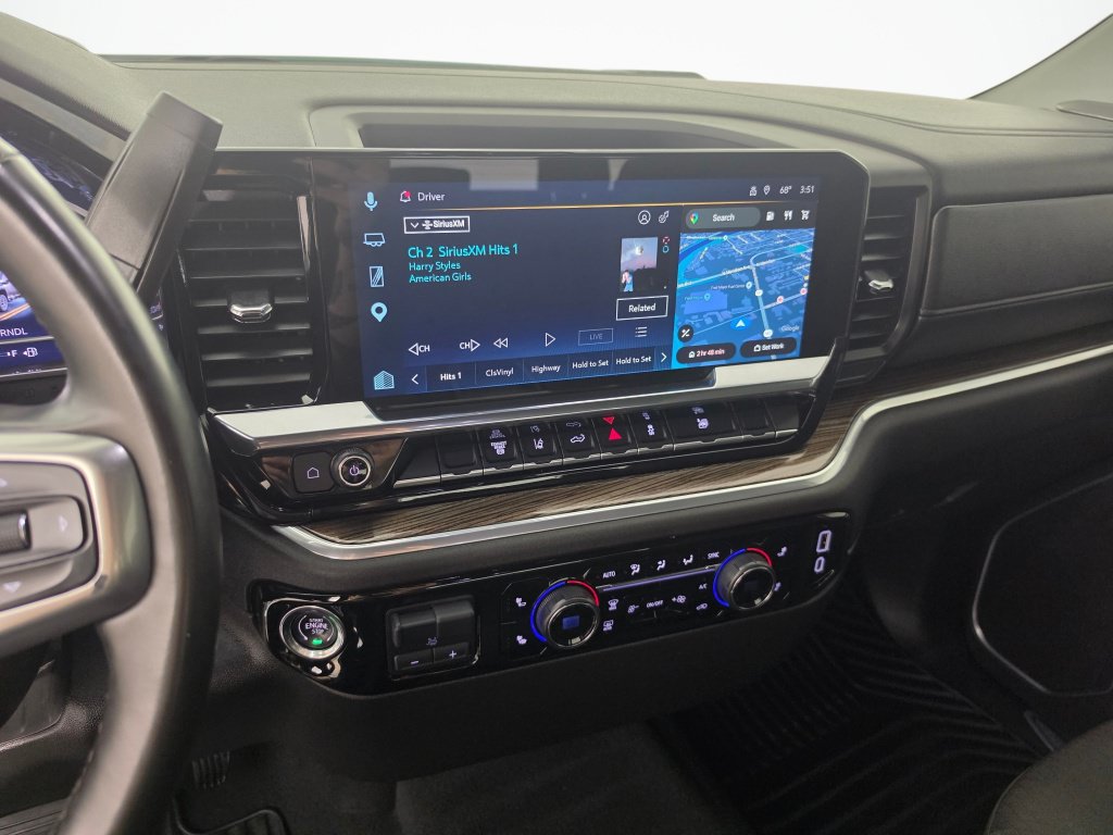 Used 2025 Chevrolet Silverado 2500 LT w/ Convenience Package AWD/4WD image 16
