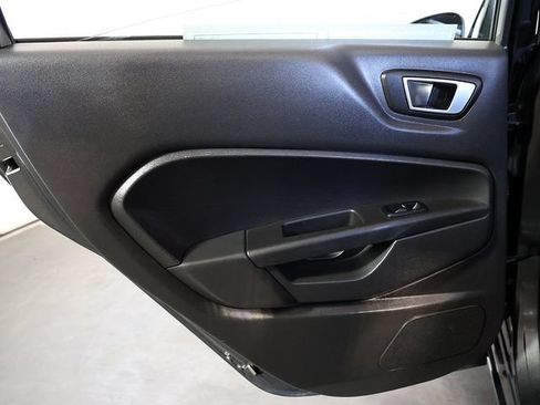 Used 2016 Ford Fiesta SE w/ Equipment Group 201A FWD image 24