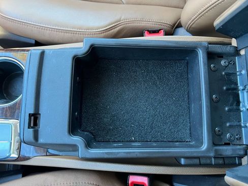 Used 2014 Buick Enclave Premium image 30