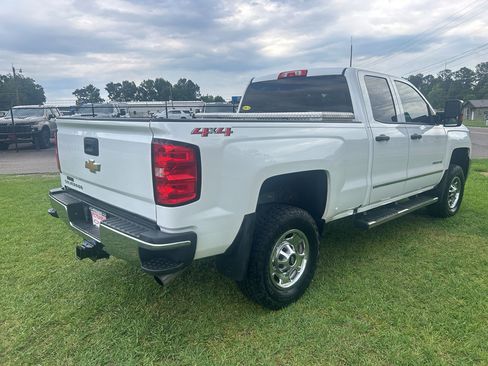 Used 2018 Chevrolet Silverado 2500 W/T w/ WT Convenience Package AWD/4WD image 8
