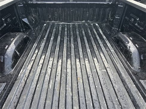 Used 2024 Chevrolet Silverado 2500 LT image 5