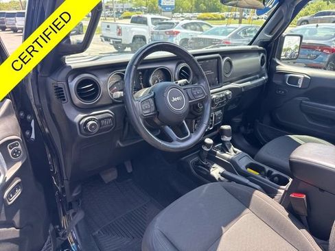 Used 2021 Jeep Wrangler Unlimited Sport AWD/4WD image 2