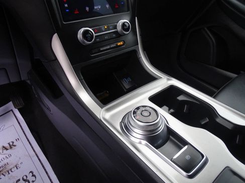 Used 2024 Ford Edge SEL image 27