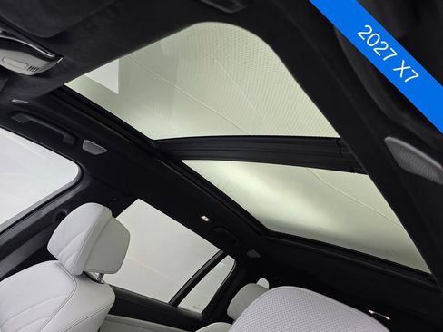 Used 2027 BMW X7 xDrive40i w/ Executive Package AWD/4WD image 12