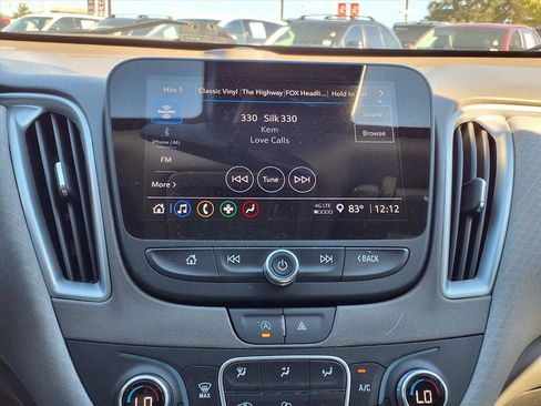 Used 2025 Chevrolet Malibu LT image 17