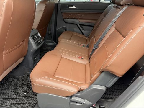 Certified 2023 Volkswagen Atlas SEL AWD/4WD image 22