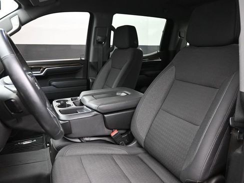 Used 2024 Chevrolet Silverado 1500 RST w/ Z71 Off-Road Package image 13