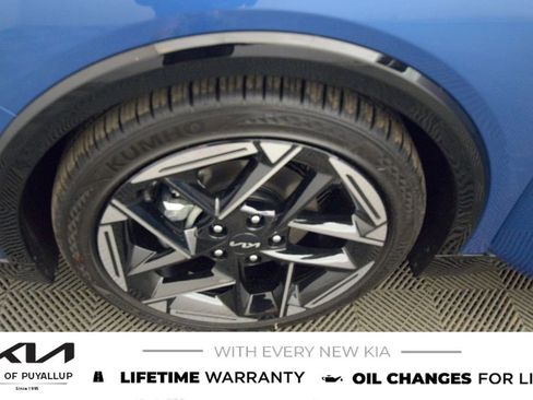New 2025 Kia K4 GT-Line image 21