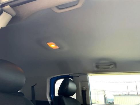 Used 2007 Toyota FJ Cruiser 2WD image 28