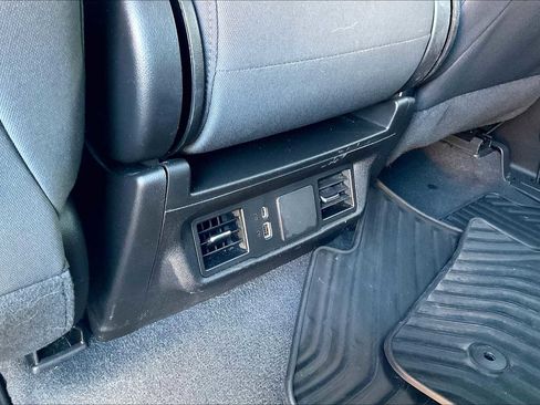 Used 2024 Chevrolet Silverado 1500 Custom Trail Boss image 33