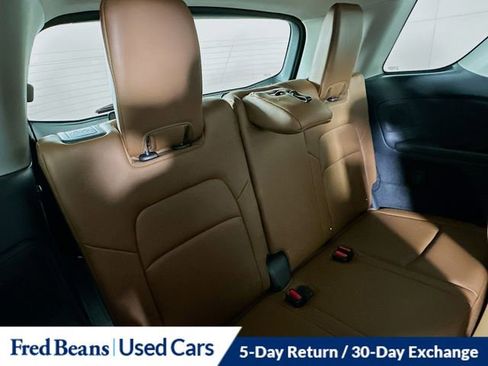 Used 2023 Nissan Pathfinder Platinum image 29