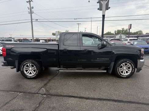 Used 2017 Chevrolet Silverado 1500 LT w/ All Star Edition AWD/4WD image 5