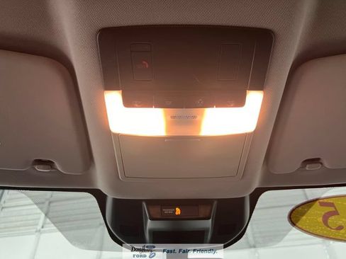 Used 2025 Nissan Rogue SV AWD/4WD image 43