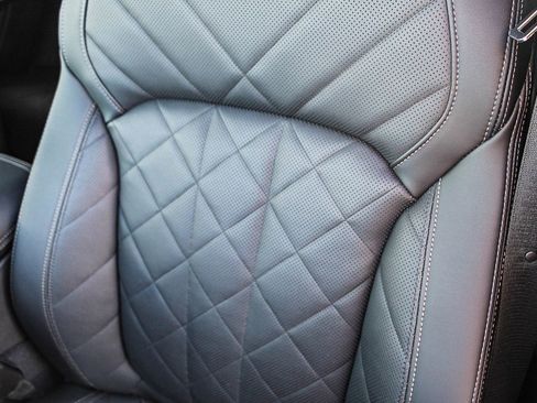 Used 2025 BMW X5 M60i image 24