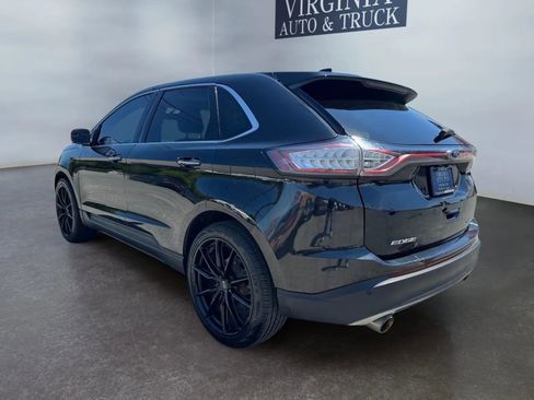 Used 2016 Ford Edge Titanium FWD image 3