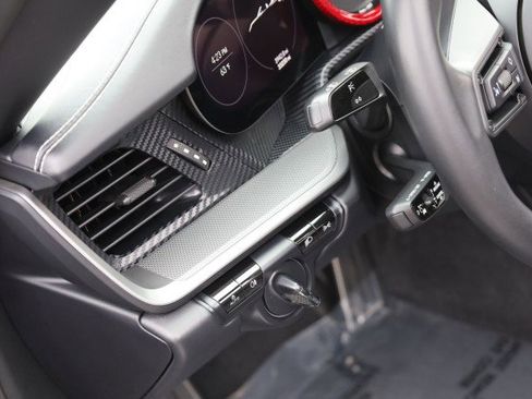 Used 2020 Porsche 911 Carrera S image 28