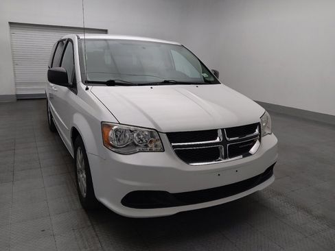 Used 2017 Dodge Grand Caravan SE w/ Power Window Group FWD image 14