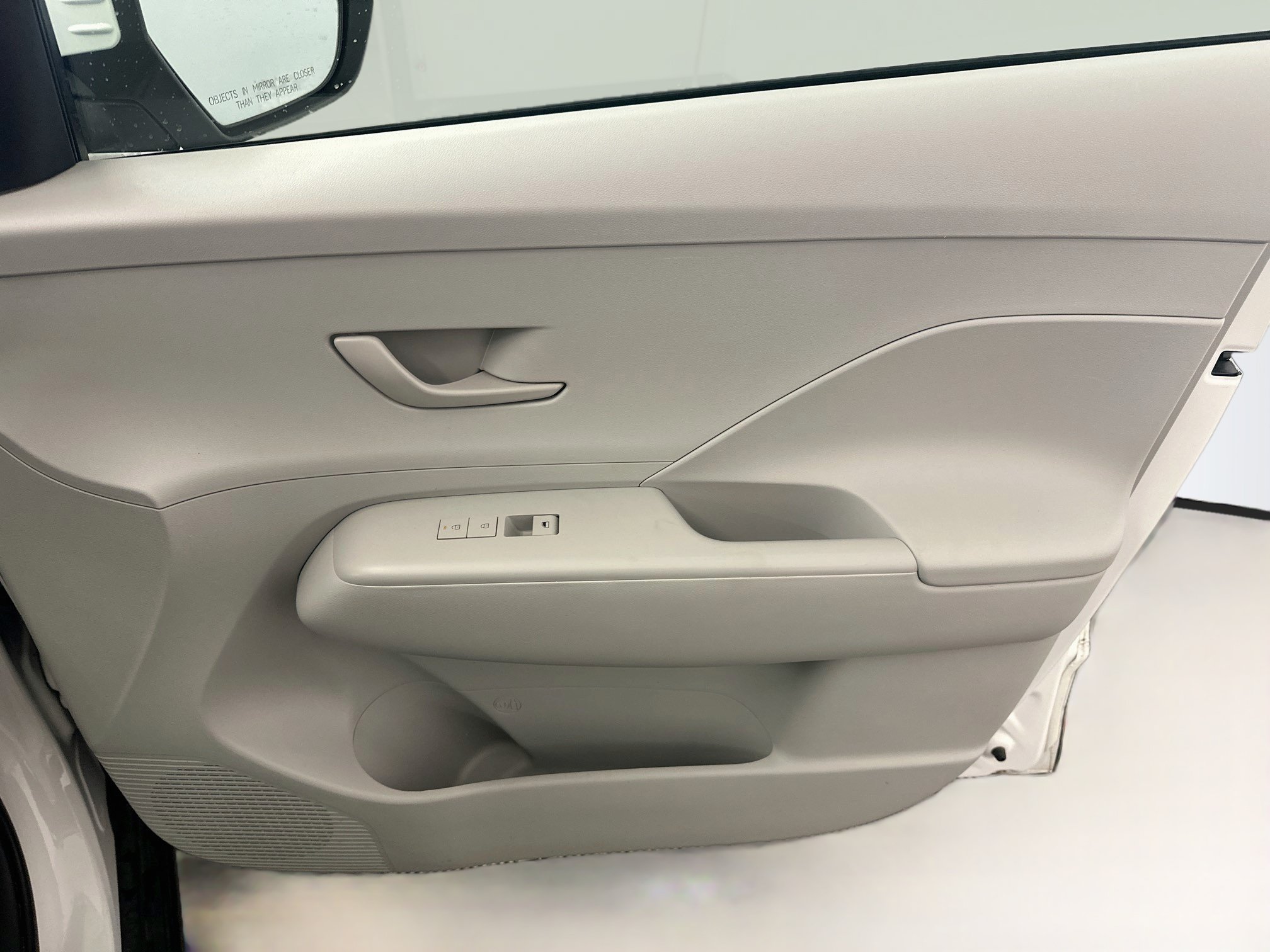Used 2025 Hyundai Kona SEL AWD/4WD image 32