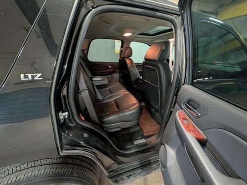 Used 2009 Chevrolet Tahoe LTZ AWD/4WD image 27