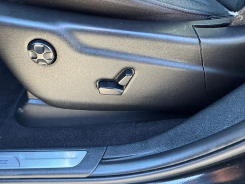 Used 2020 Dodge Durango GT image 13