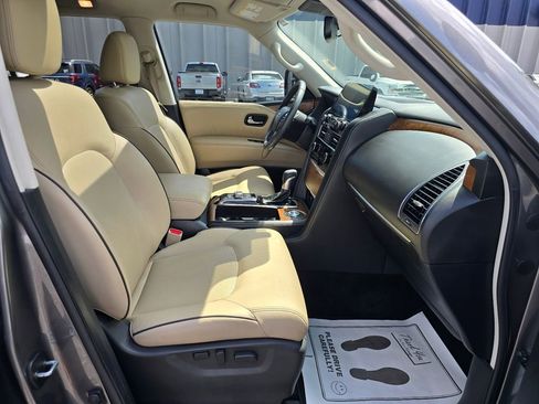 Used 2021 Nissan Armada SL w/ Captain's Chairs Package RWD image 13