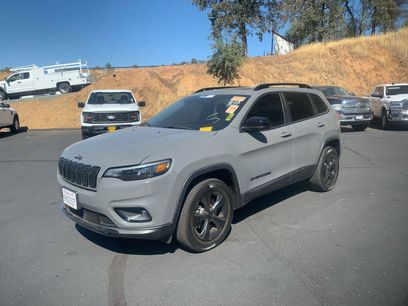 Used 2023 Jeep Cherokee Altitude Lux w/ Lux Elite Package