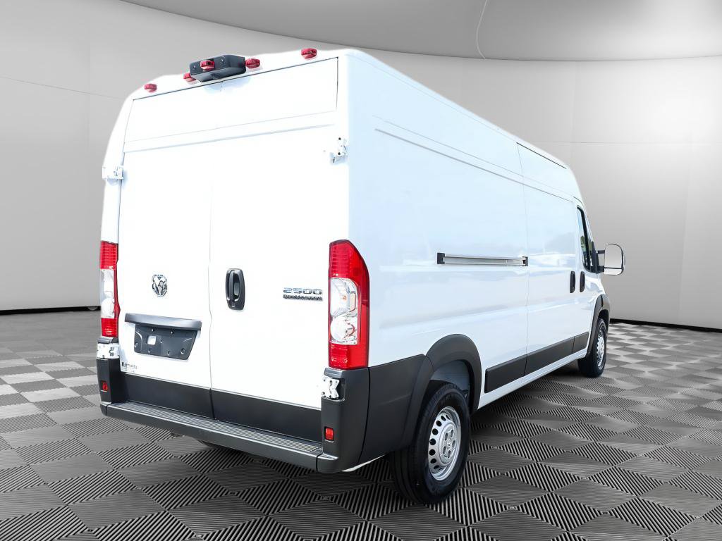 New 2026 RAM ProMaster 2500 w/ Convenience Group FWD image 8