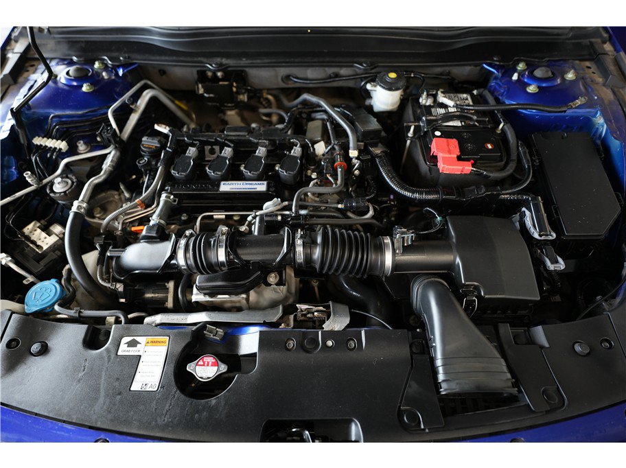 Used 2018 Honda Accord Sport image 10