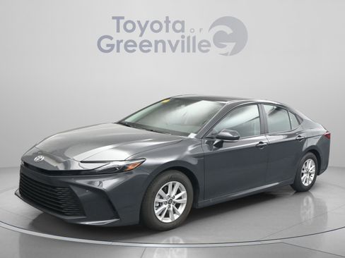 Used 2025 Toyota Camry LE FWD image 1