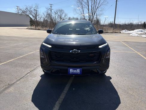 New 2026 Chevrolet Equinox RS image 2
