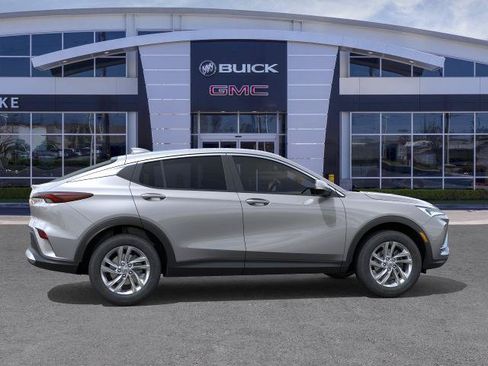 New 2026 Buick Envista Preferred FWD image 5