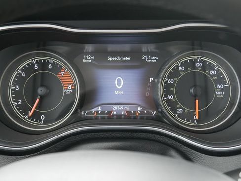 Used 2022 Jeep Cherokee Limited w/ Mopar Interior Package image 29