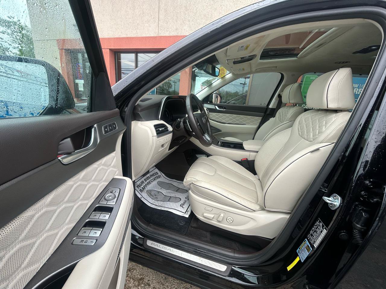 Used 2020 Hyundai Palisade Limited w/ Winter Weather Package AWD/4WD image 9