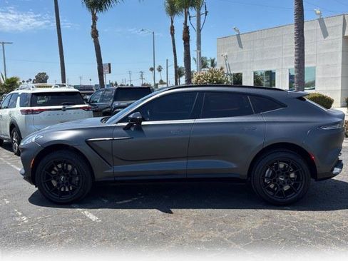 Used 2021 Aston Martin DBX AWD/4WD image 11