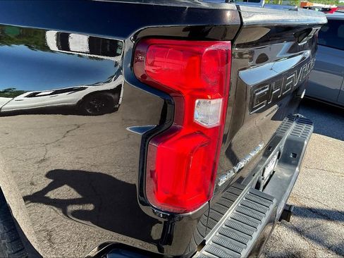 Used 2019 Chevrolet Silverado 1500 RST image 33