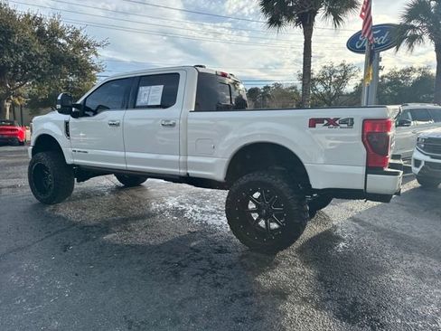 Used 2021 Ford F250 Platinum image 5