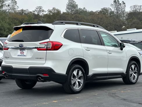 Certified 2024 Subaru Ascent Premium w/ Convenience Package image 4