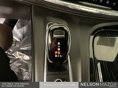 Used 2023 Cadillac Escalade Sport AWD/4WD image 37
