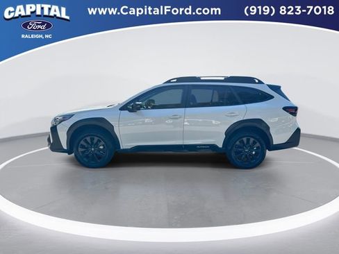 Used 2025 Subaru Outback Onyx Edition AWD/4WD image 5