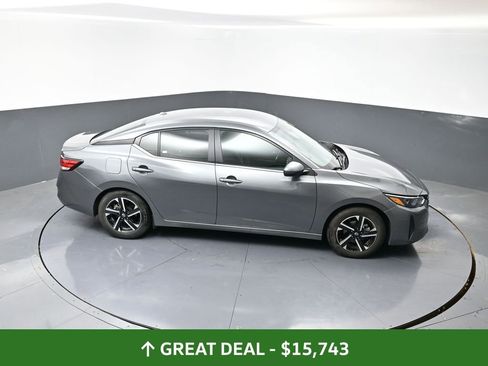 Used 2024 Nissan Sentra SV image 42